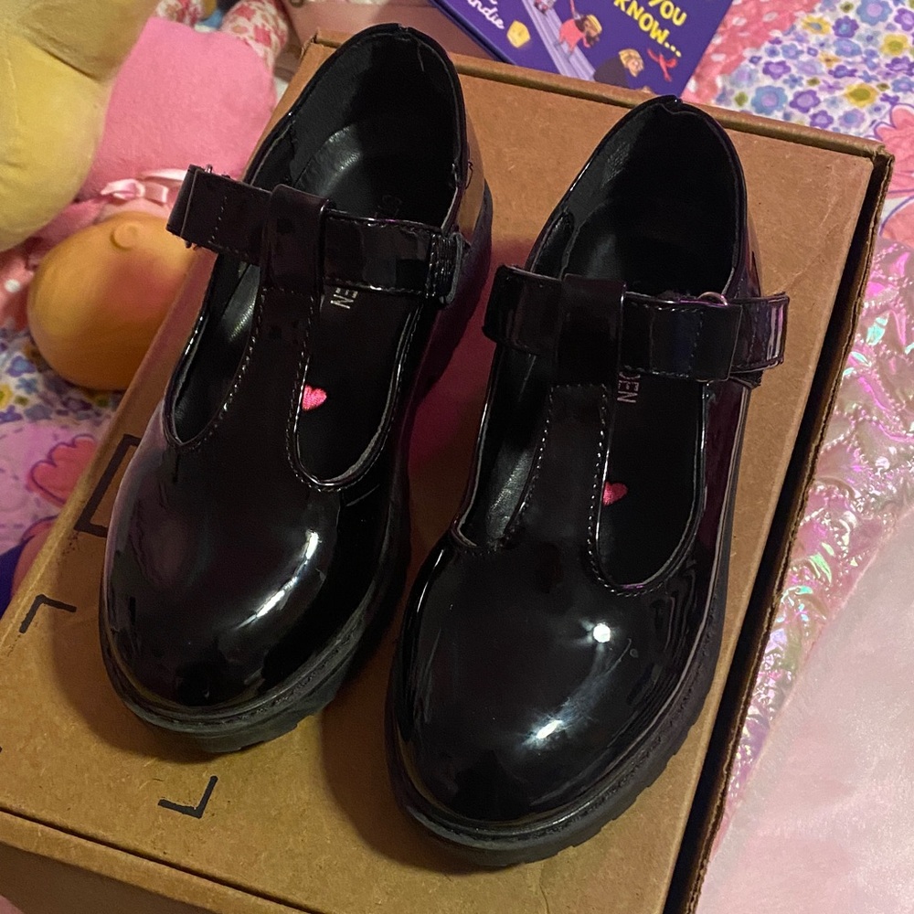 Steve Madden Black Patent Kids Dress Shoes